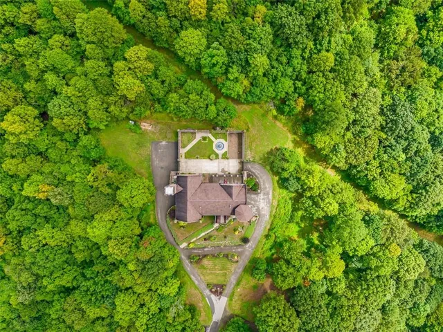 $1,200,000 | 1621 Lions Health Camp Road, Indiana, PA 15701