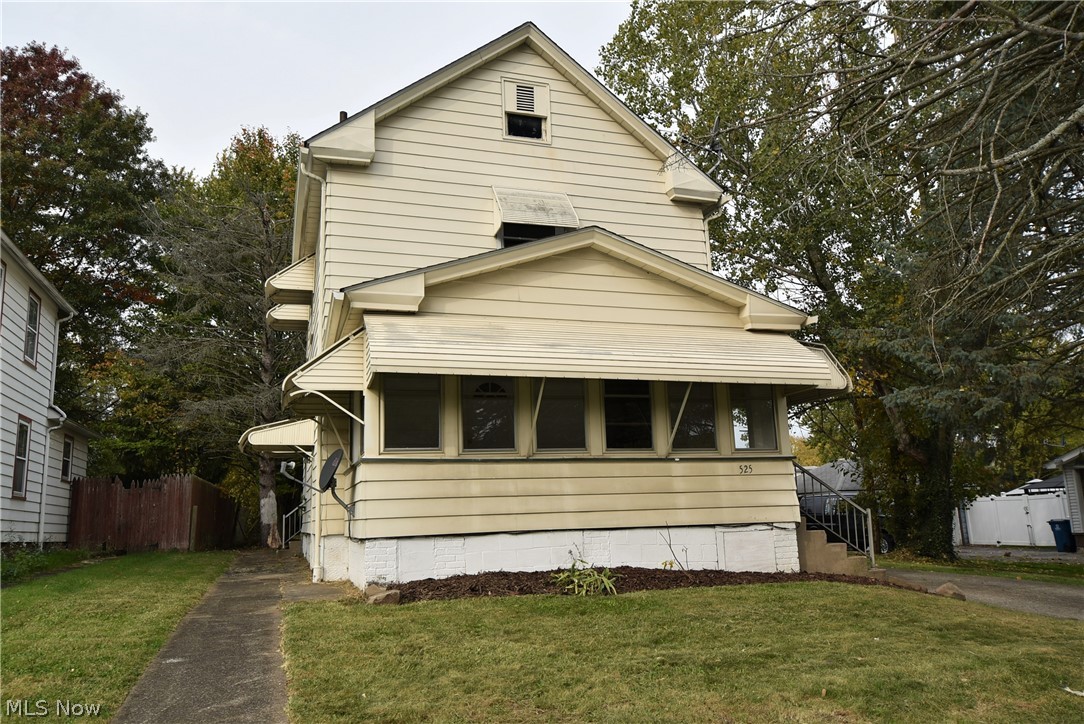 525 7th Street Struthers, OH 44471 - Photo 1 of 16 Gallery Image 1