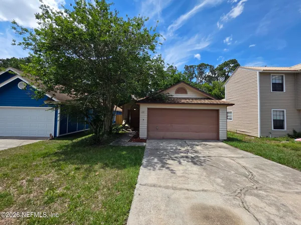 $1,695 | 1281 Independence Drive, Orange Park, FL 32065