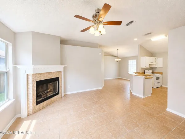 $1,695 | 1281 Independence Drive, Orange Park, FL 32065