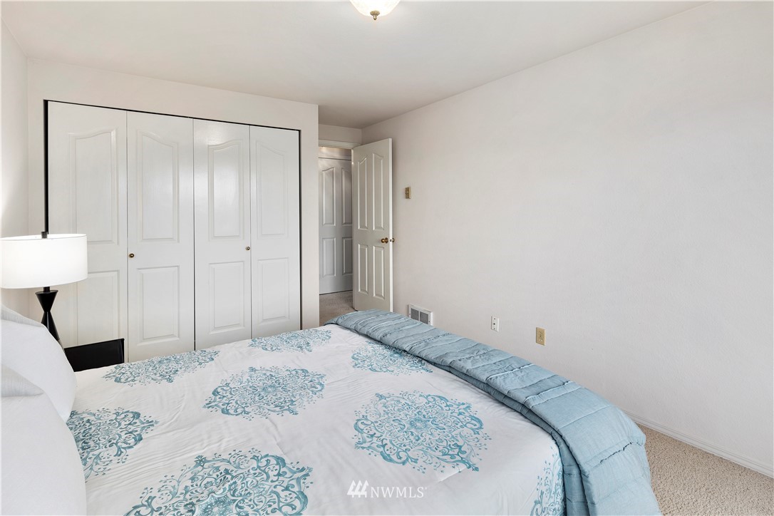 555 Walnut Street, Unit 15 Edmonds, WA 98020 - Photo 32 of 40 Gallery Image 32