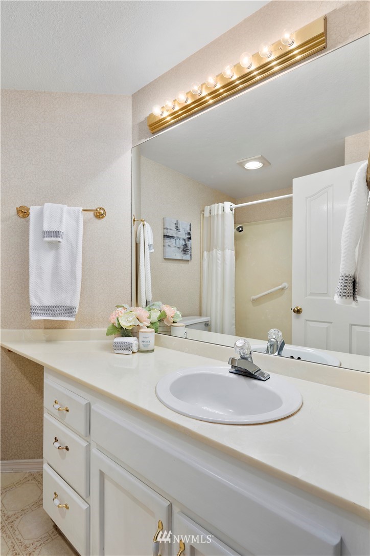555 Walnut Street, Unit 15 Edmonds, WA 98020 - Photo 34 of 40 Gallery Image 34