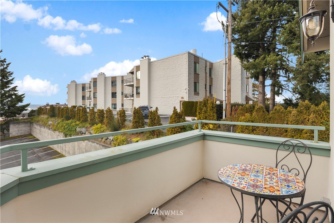 555 Walnut Street, Unit 15 Edmonds, WA 98020 - Photo 9 of 40 Gallery Image 9