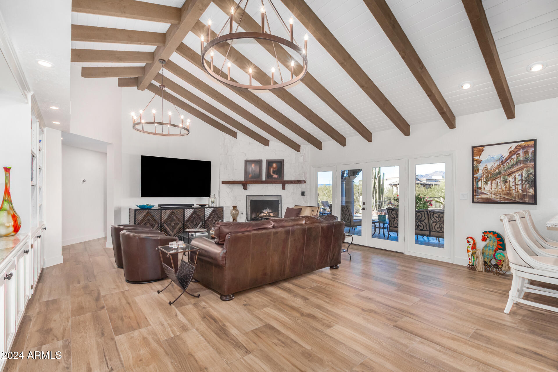 9446 Romping Road Carefree, AZ 85377 - Photo 14 of 119 Great Room