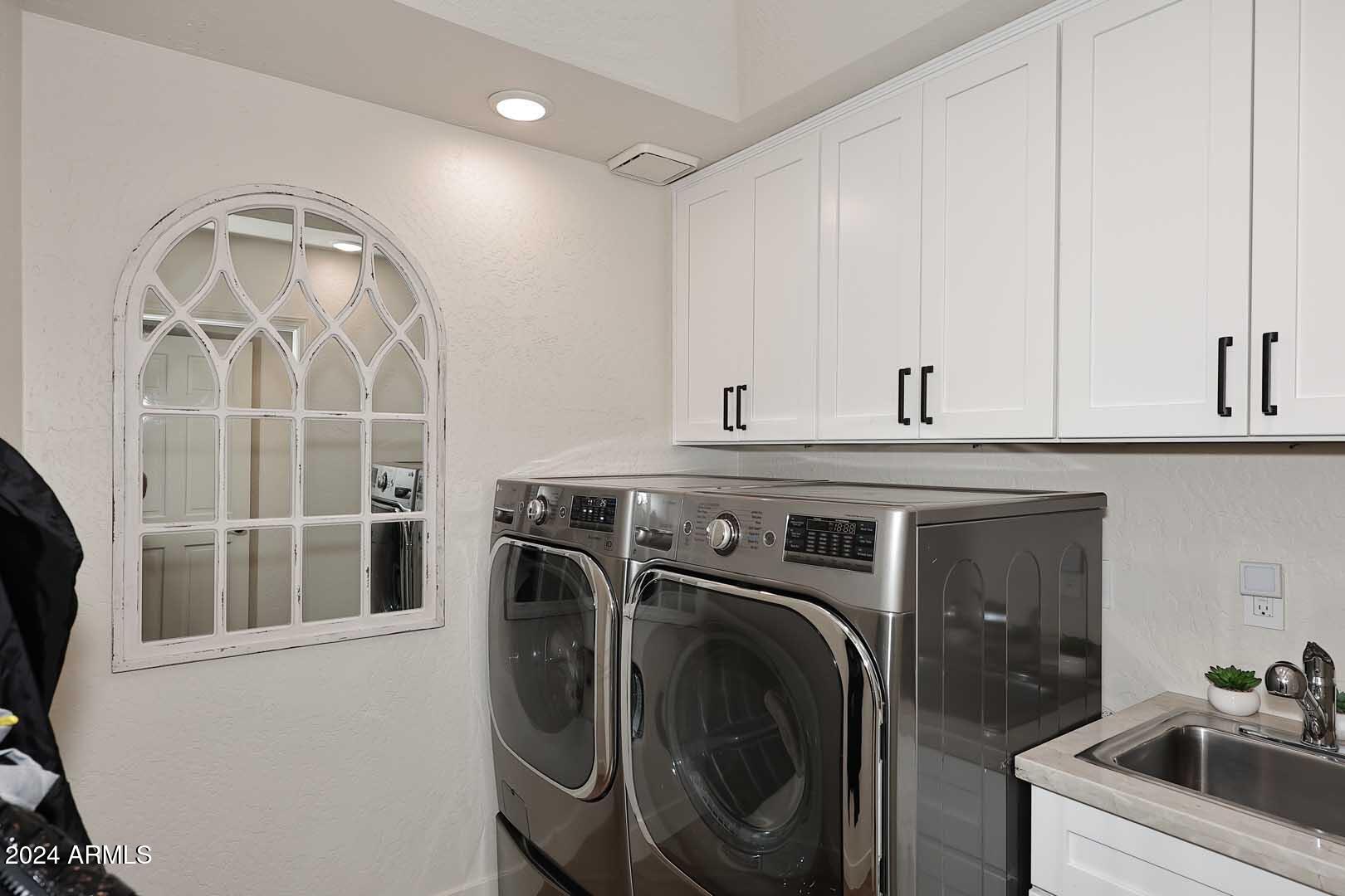 9446 Romping Road Carefree, AZ 85377 - Photo 71 of 119 Laundry Room