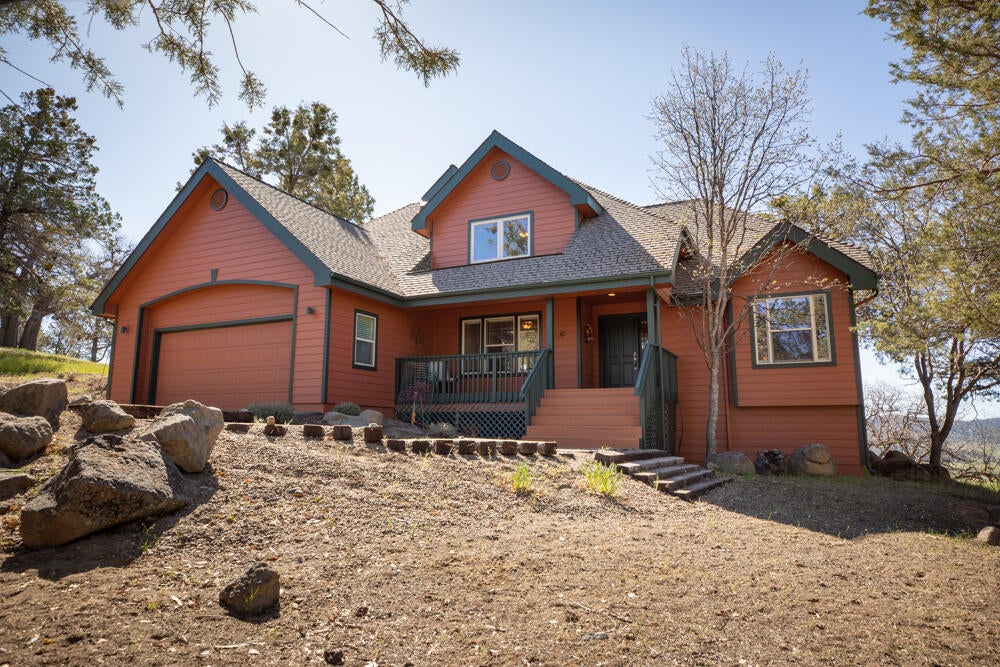 4626 Cooper's Hawk Road Klamath Falls, OR 97601 - Photo 36 of 70 4626CoopersHawkRd.-33