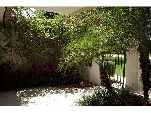 4920 Southwest 166th Avenue Southwest Ranches, FL 33331 - Photo 23 of 23 a view of a backyard