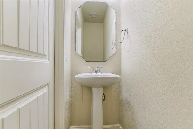 $1,995 | 14001 Avery Ranch Boulevard, Unit 2104, Austin, TX 78717