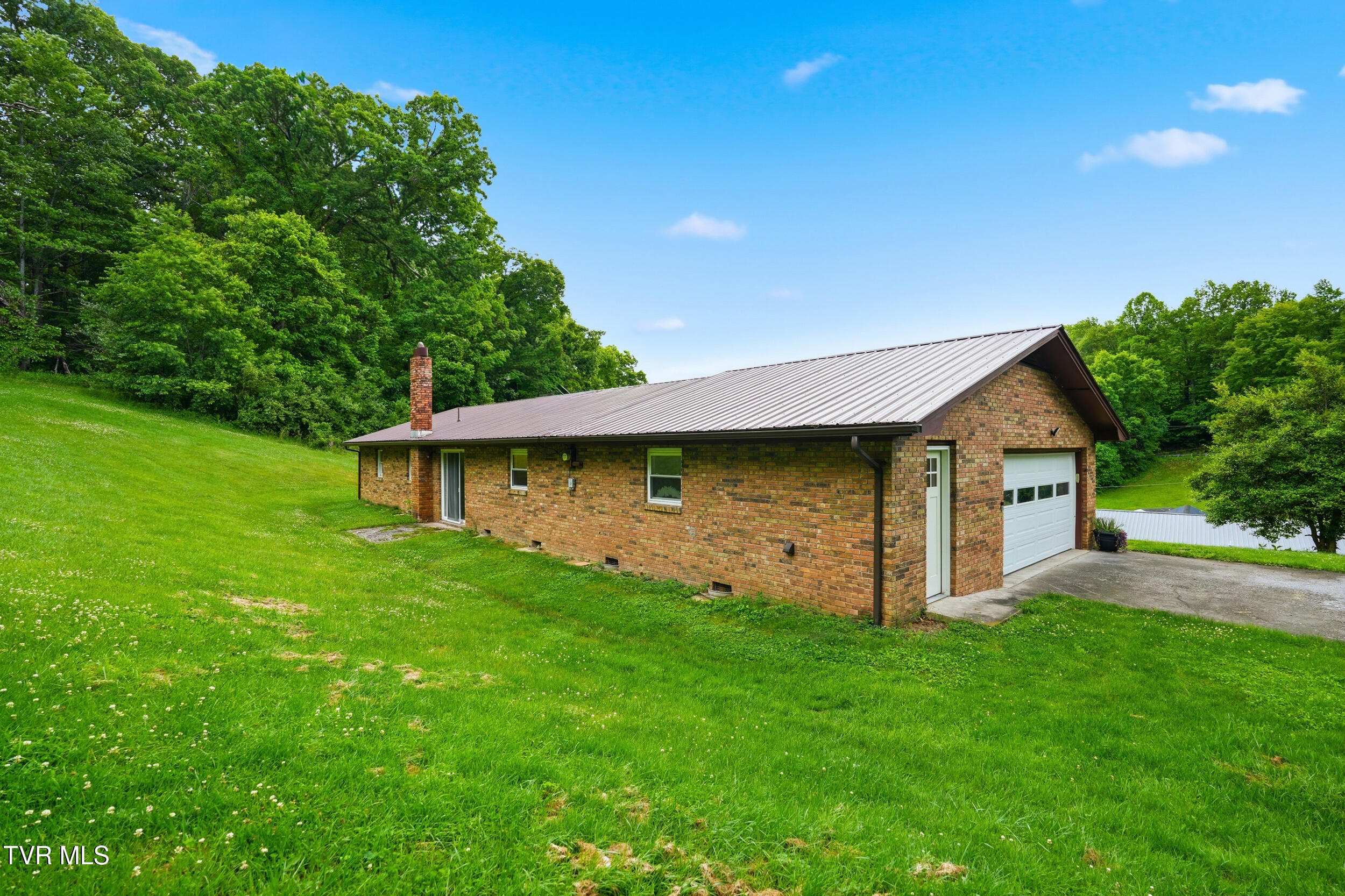 5461 Thackers Branch Road Norton, VA 24273 - Photo 33 of 42 33_5461 thackers branch rd-39