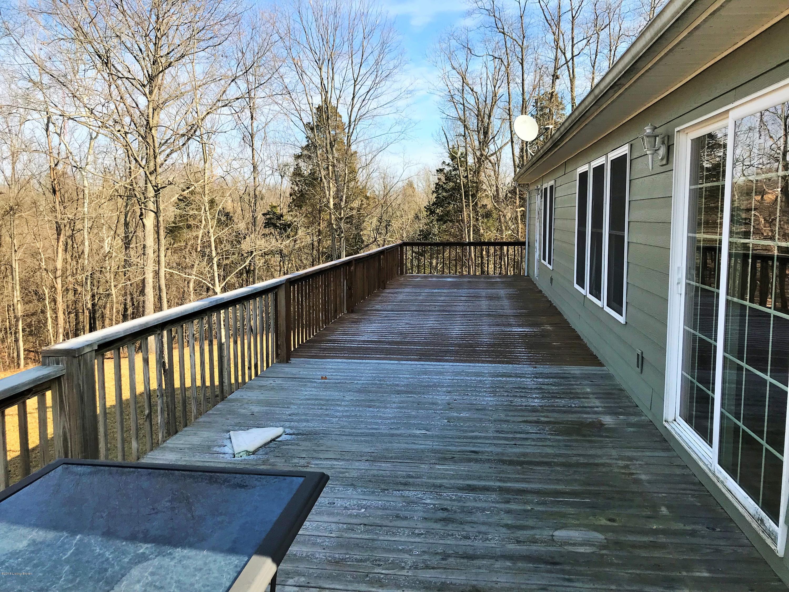 421 Culls Ridge Road Bedford, KY 40006 - Photo 25 of 28 Rear Deck