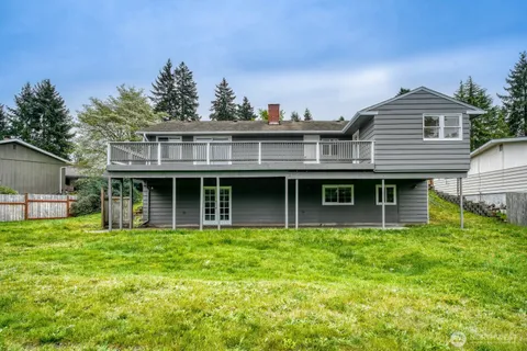 $699,950 | 8305 43rd Place West, University Place, WA 98466