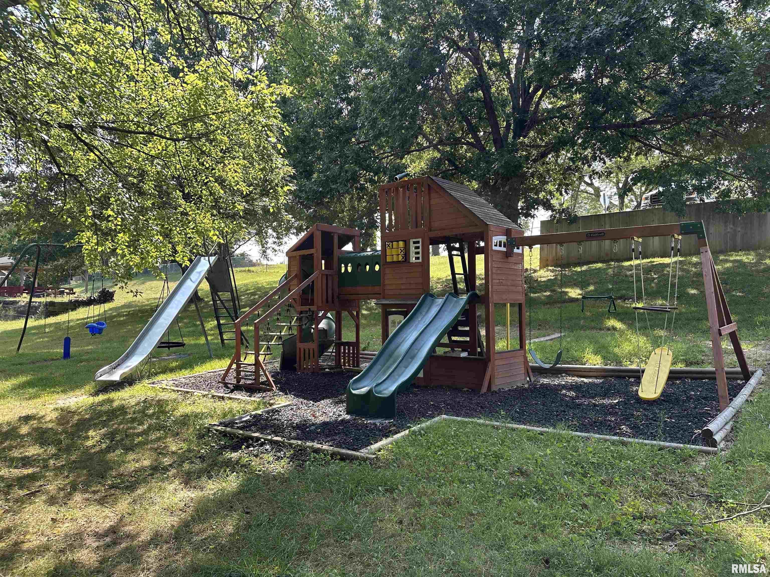 49 Frontier Lake Drive Springfield, IL 62707 - Photo 27 of 70 Gallery Image 27