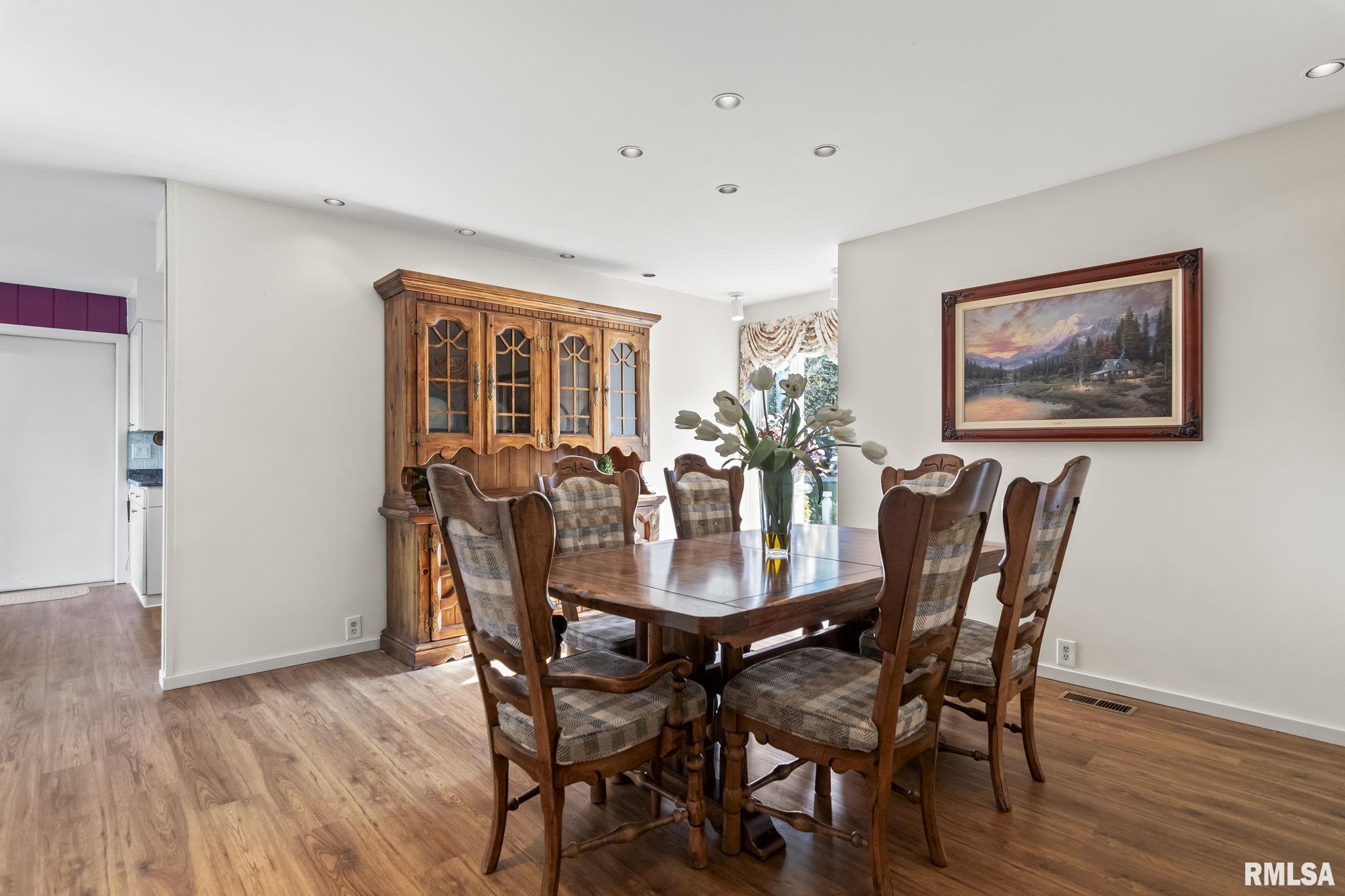 49 Frontier Lake Drive Springfield, IL 62707 - Photo 45 of 70 Gallery Image 45