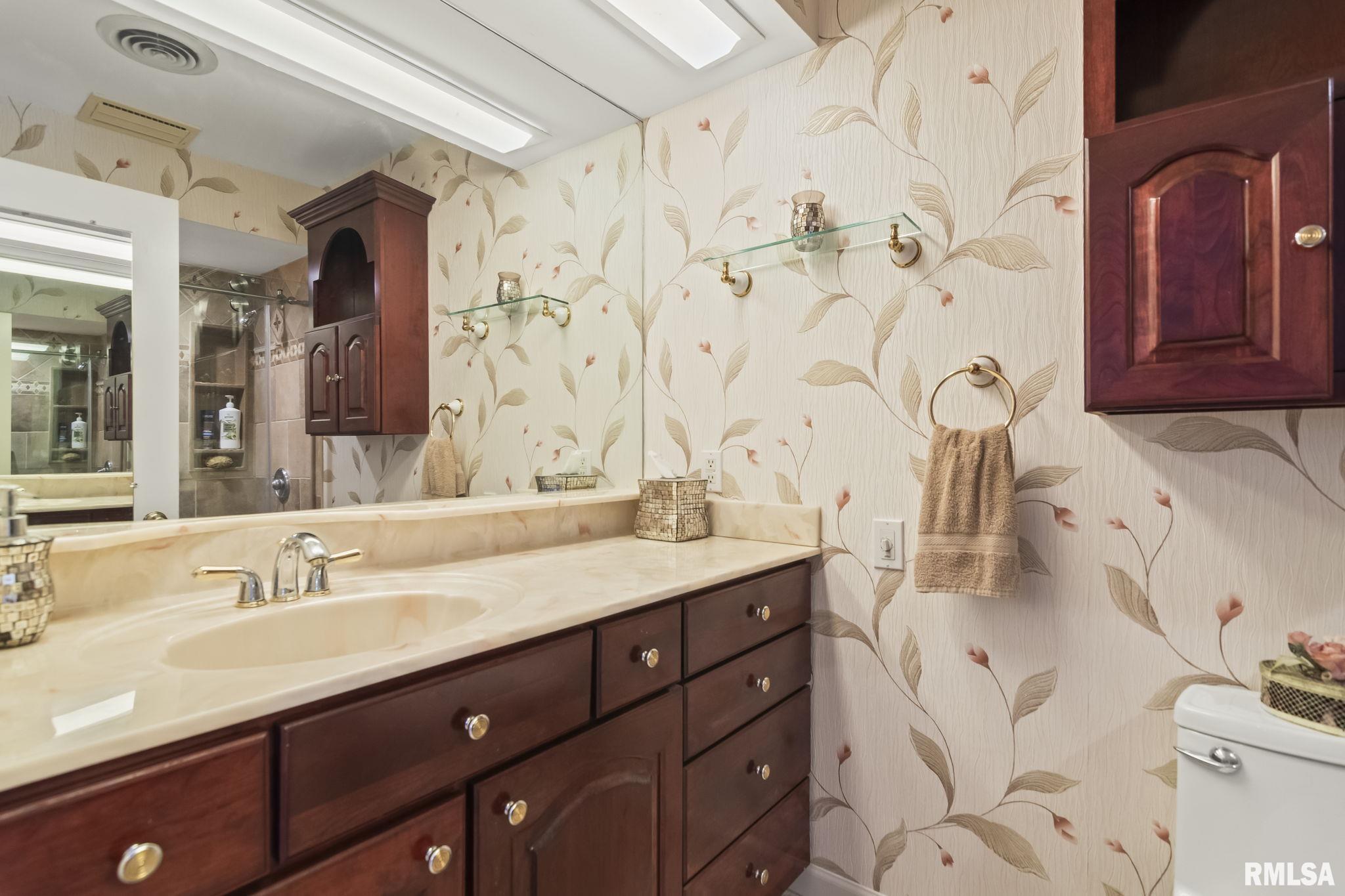49 Frontier Lake Drive Springfield, IL 62707 - Photo 53 of 70 Gallery Image 53