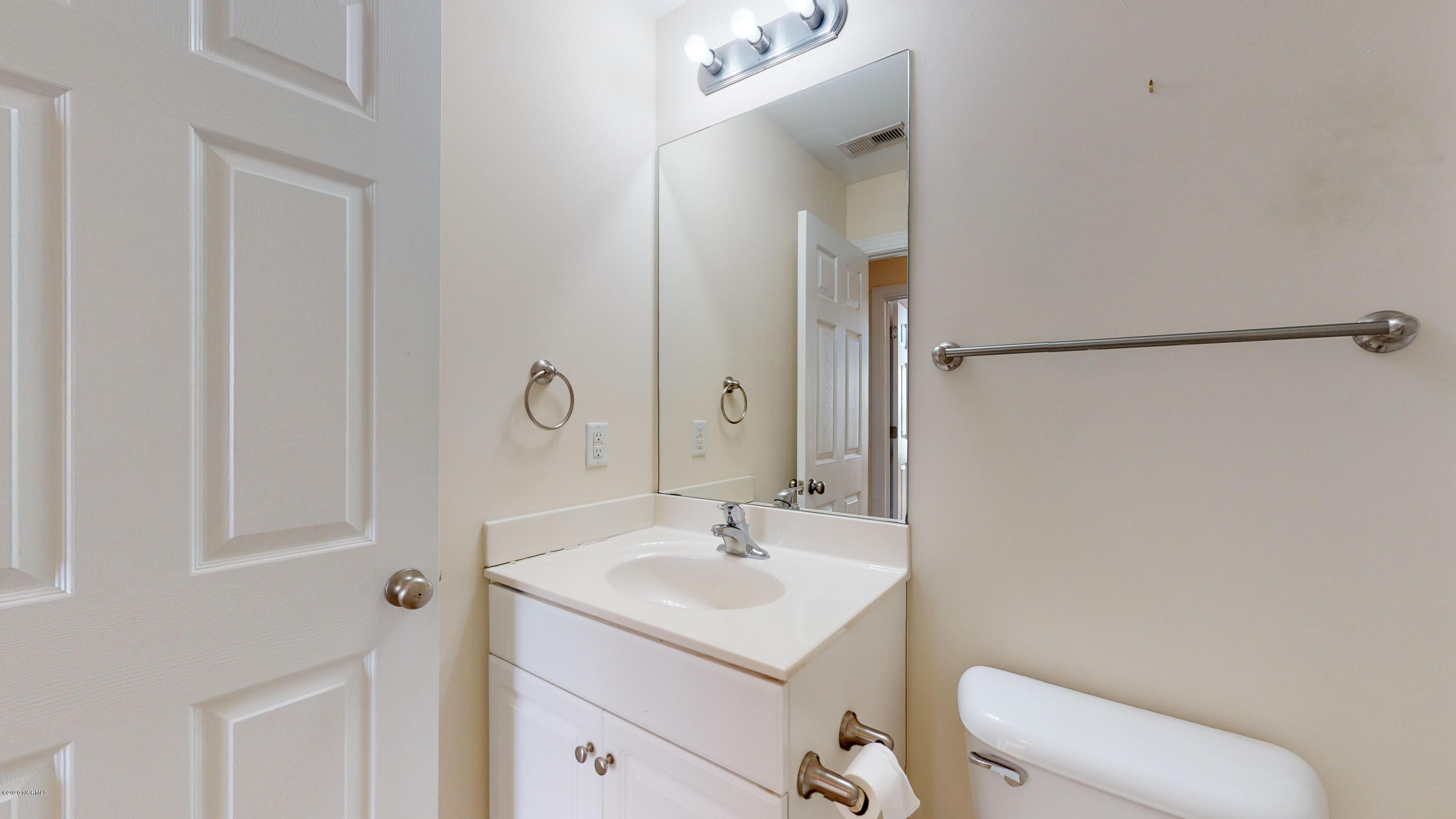 468 Bogue Loop Road Bogue, NC 28570 - Photo 46 of 46 Hall Bath