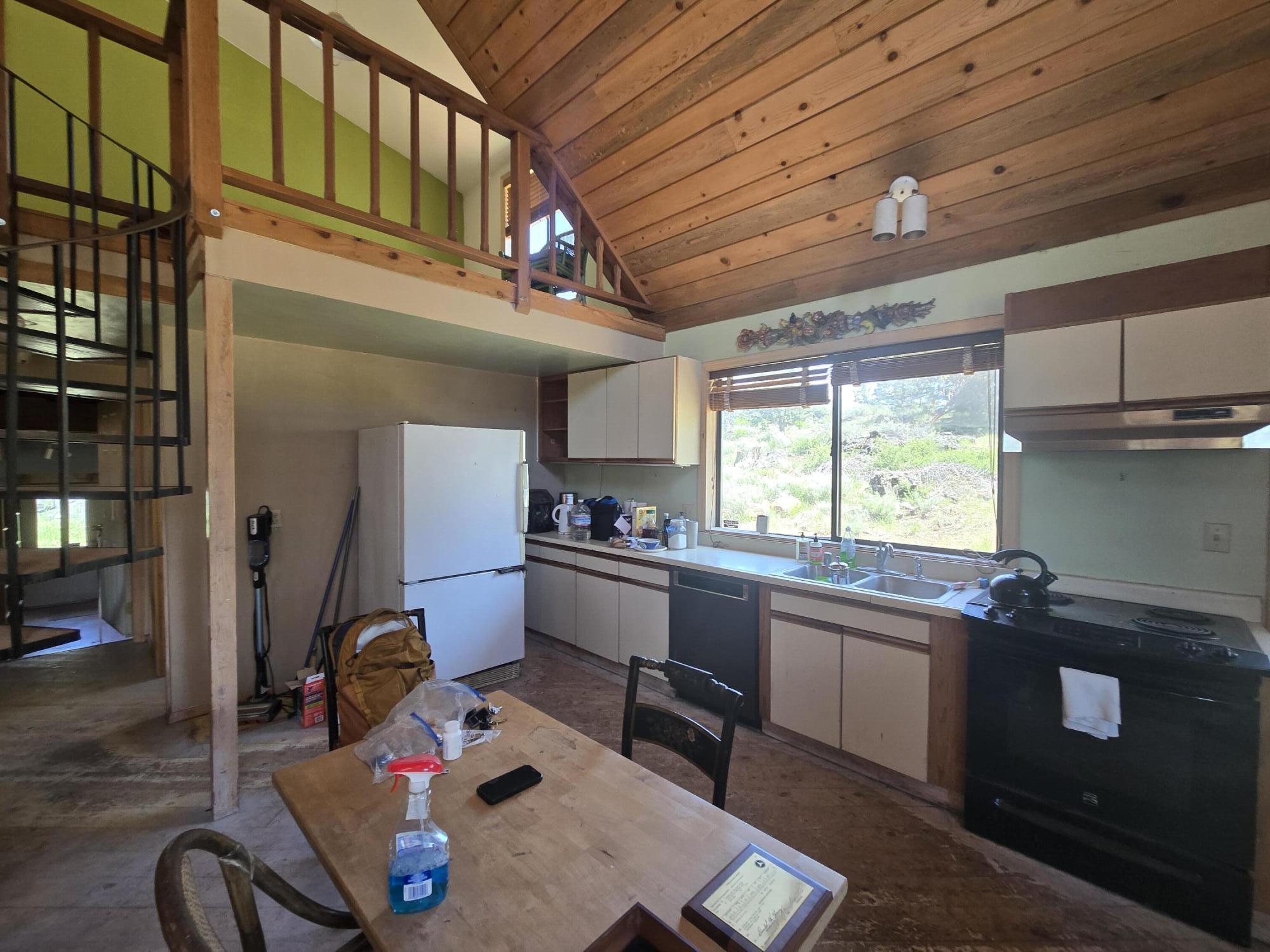 5520 Andrews Road Dorris, CA 96023 - Photo 9 of 56 Kitchen