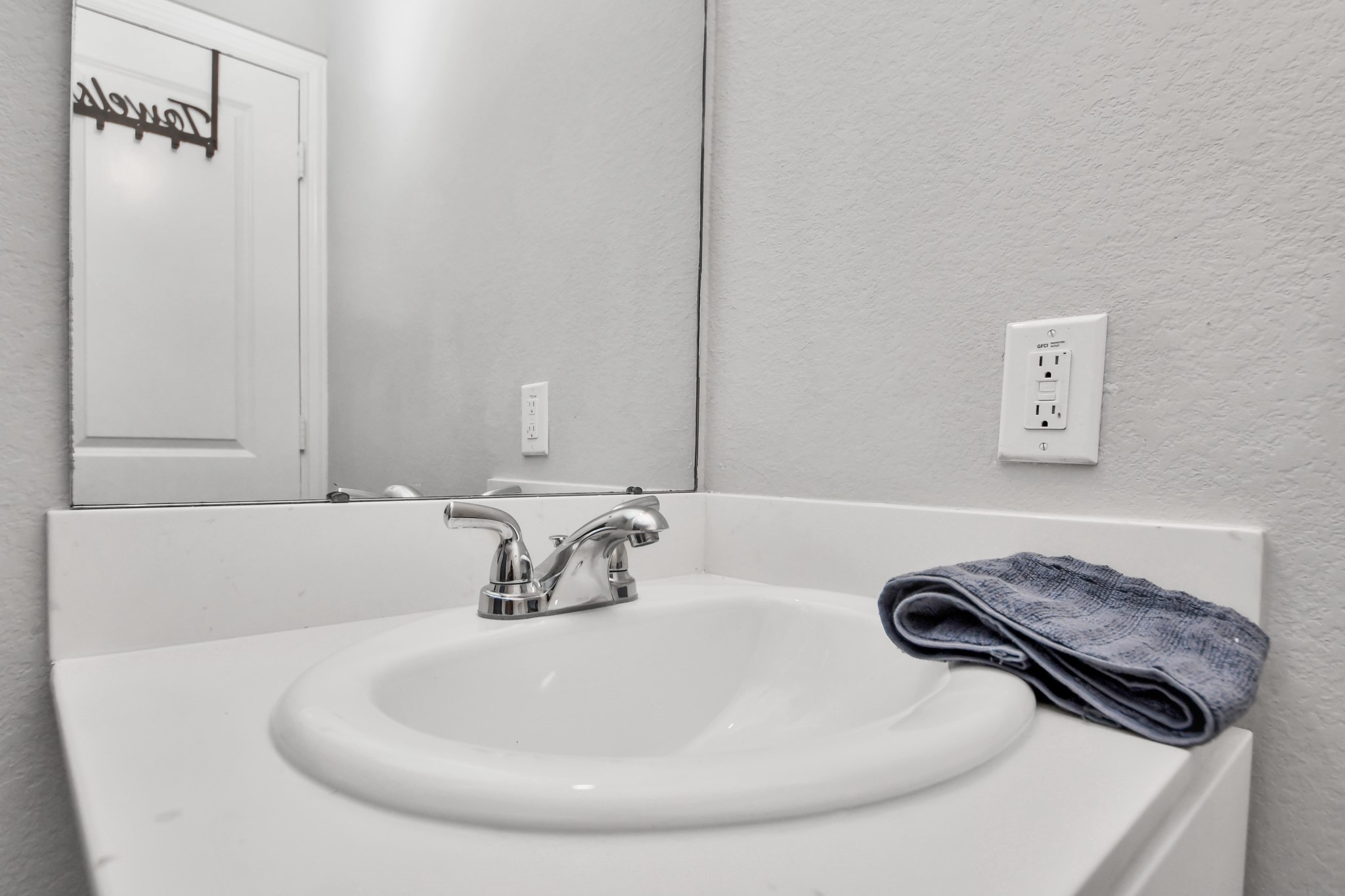 9027 Madera Road, Unit A Houston, TX 77078 - Photo 17 of 49