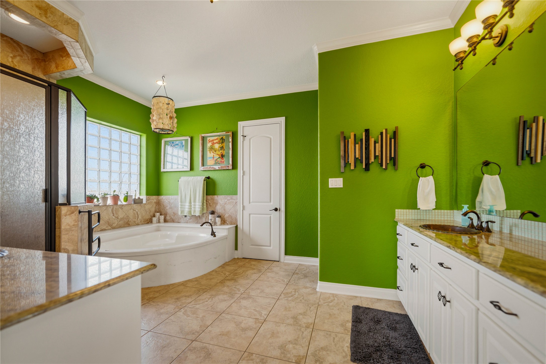 8 Loggerhead Hitchcock, TX 77563 - Photo 9 of 25 a spacious bathroom with a sink double vanity and a mirror