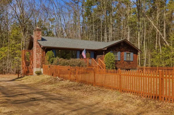 $589,900 | 161 Beech Ridge Road, Eliot, ME 03903
