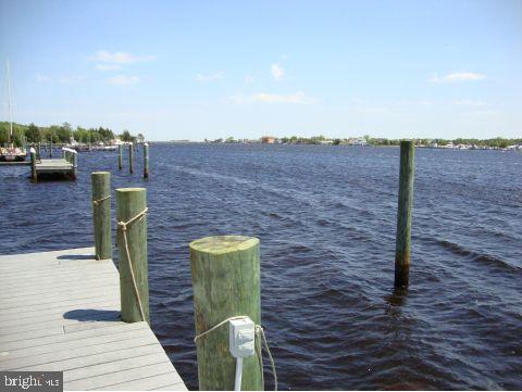135 Harbor Inn Road Bayville, NJ 08721 - Photo 3 of 12 Gallery Image 3