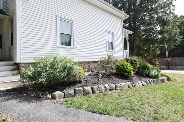 $3,250 | 50 Front Street, Unit 50, Braintree, MA 02184