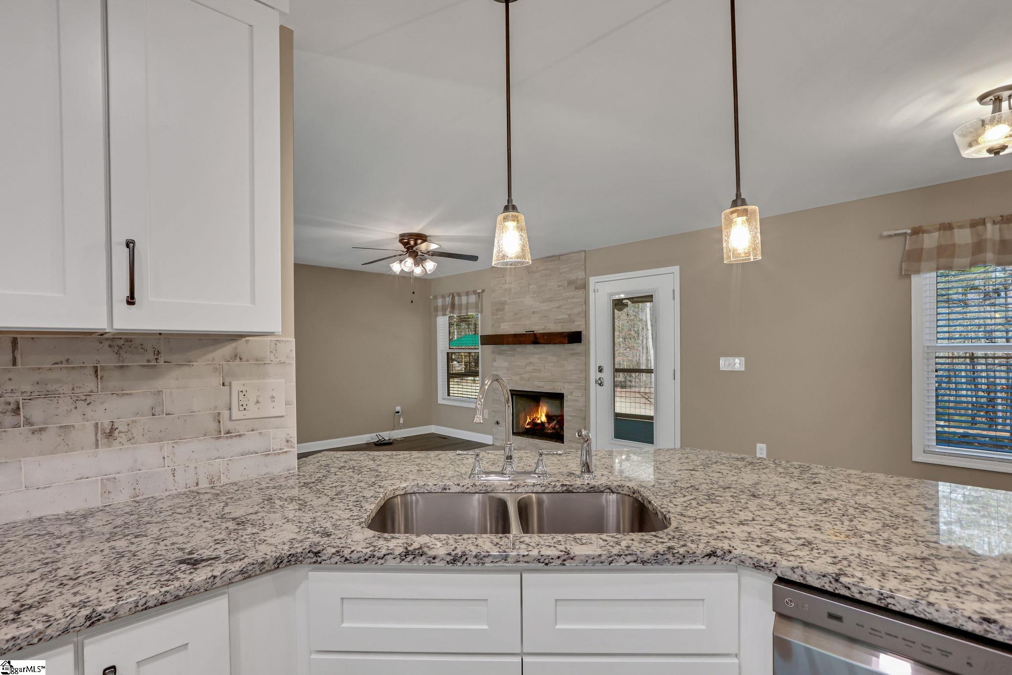 533 Stokes Drive Seneca, SC 29672 - Photo 7 of 43