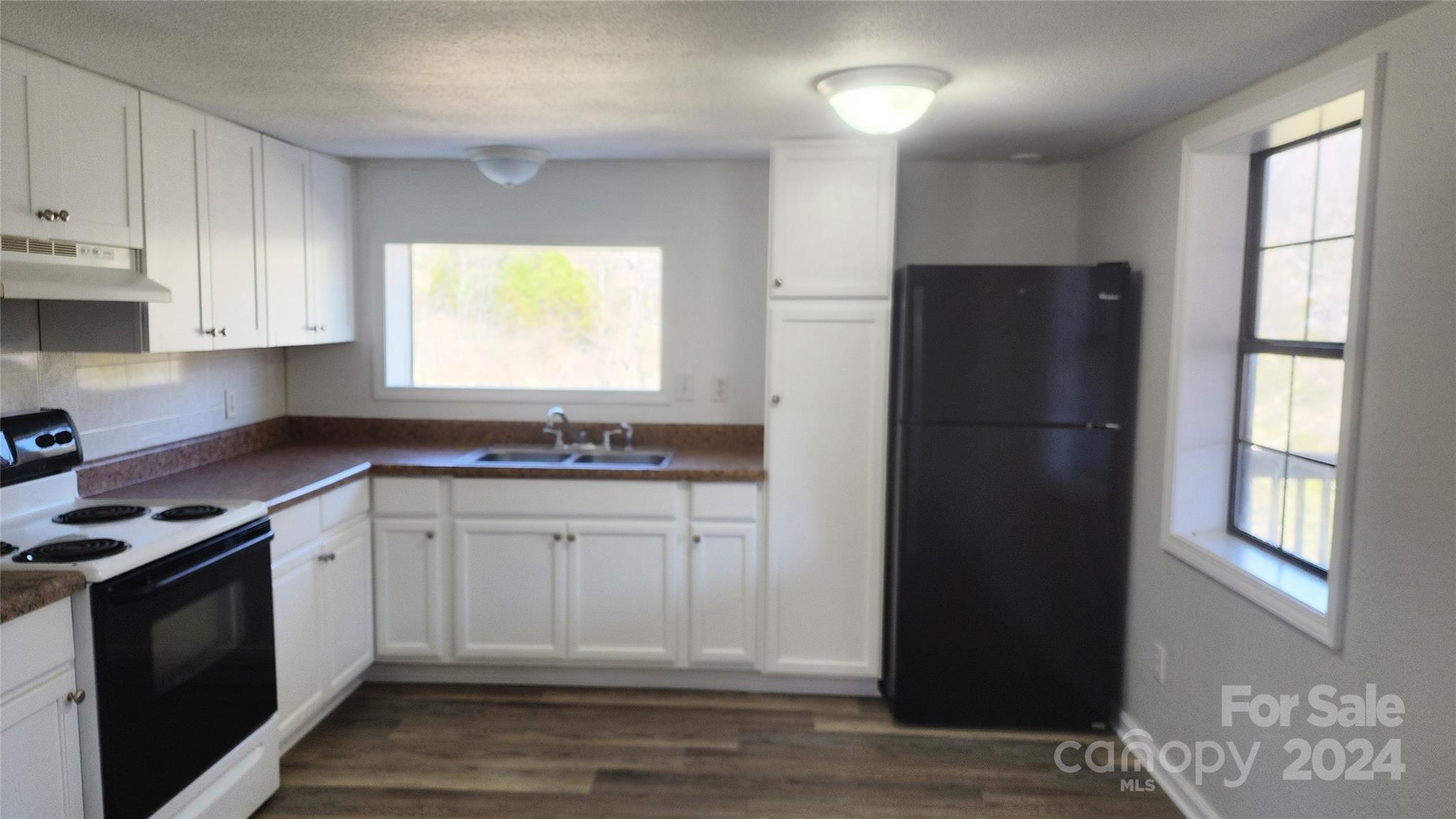 104 Timbuktu Road Sylva, NC 28779 - Photo 5 of 20 Gallery Image 5