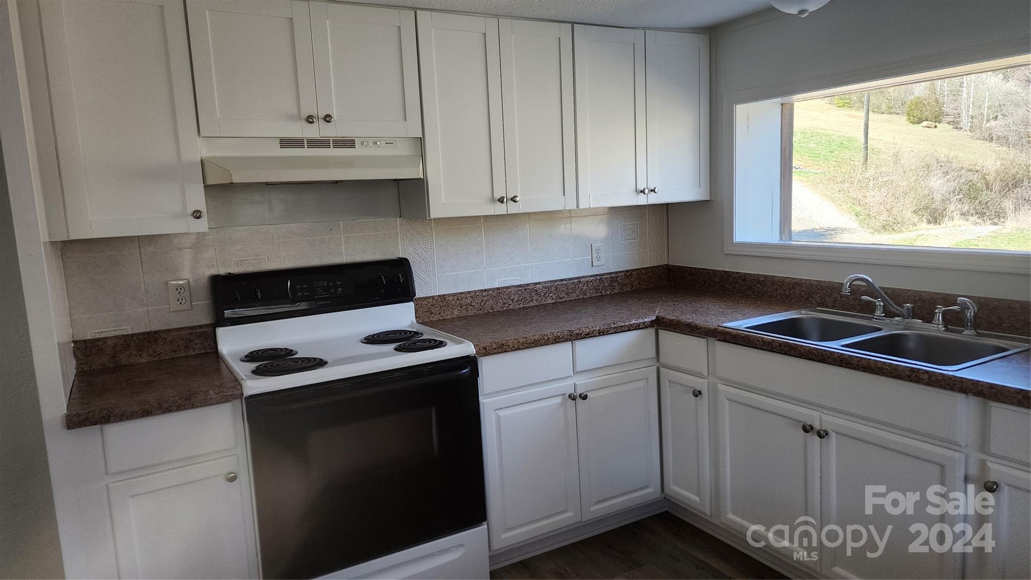 104 Timbuktu Road Sylva, NC 28779 - Photo 6 of 20 Gallery Image 6