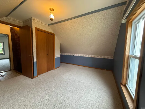 $199,700 | 101 West Ohio Street, Holland, IN 47541