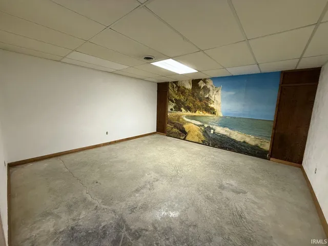 $209,700 | 101 West Ohio Street, Holland, IN 47541