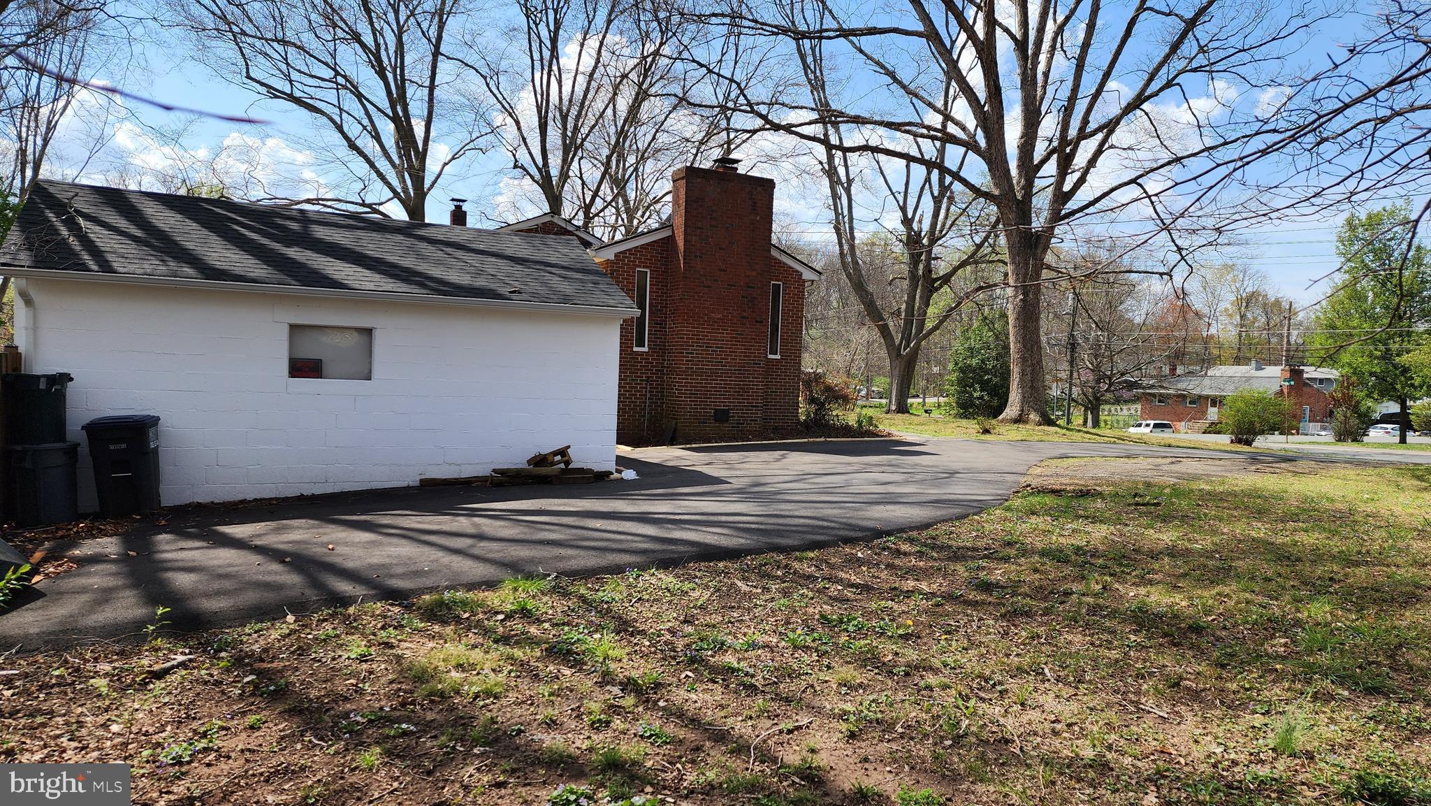 8405 Rugby Road Manassas, VA 20111 - Photo 3 of 24 Gallery Image 3