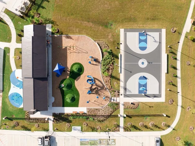 $429,990 | 1811 Tioga Vw Drive, Rosharon, TX 77583