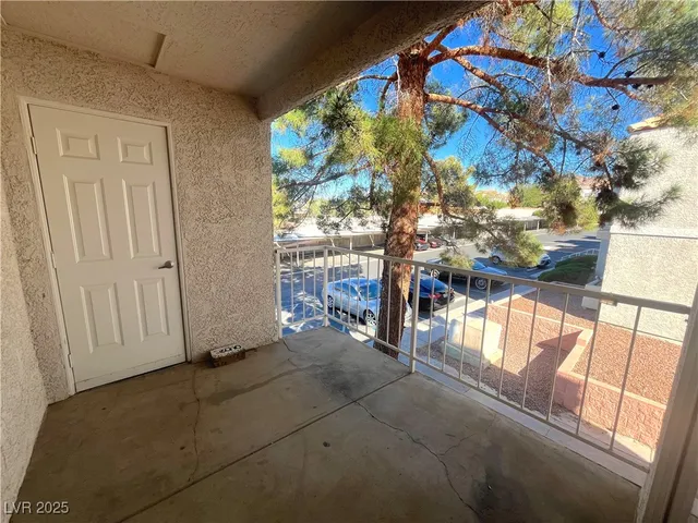 $1,050 | 6800 East Lake Mead Boulevard, Unit 2044, Las Vegas, NV 89156