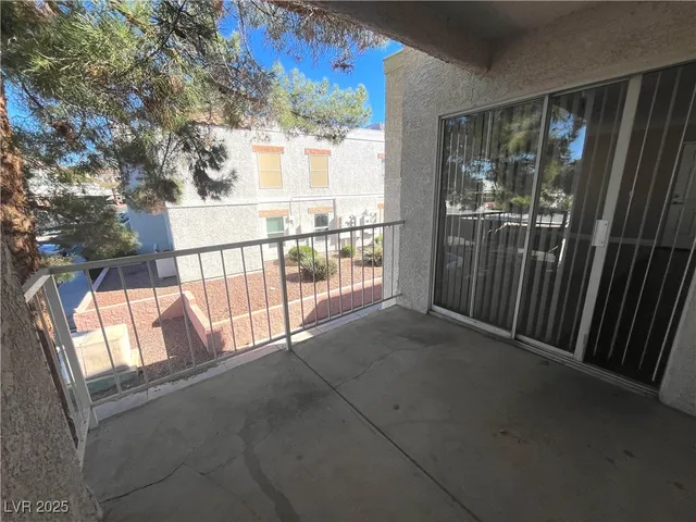 $1,050 | 6800 East Lake Mead Boulevard, Unit 2044, Las Vegas, NV 89156
