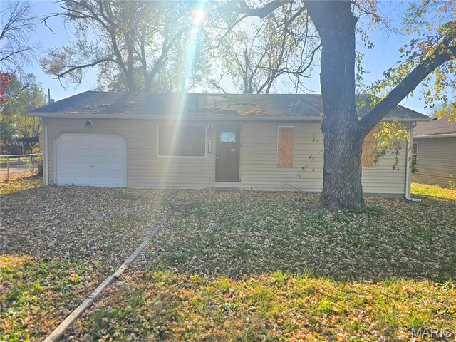 $50,000 | 2104 Doris Avenue, Cahokia, IL 62206