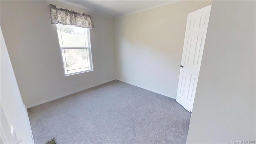 302 Grandview Road Marshall, NC 28753 - Photo 19 of 29 Gallery Image 19