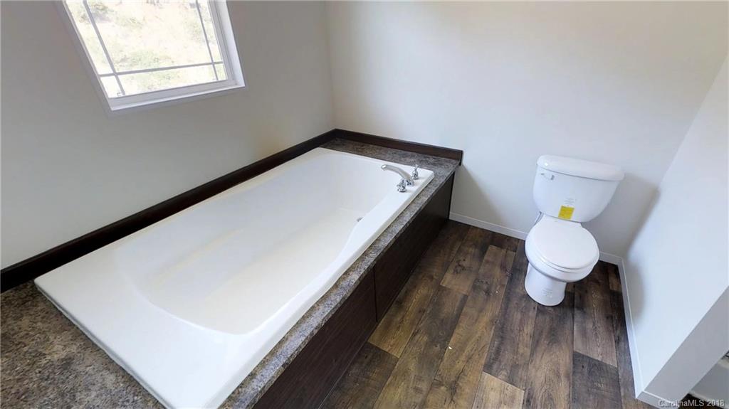 302 Grandview Road Marshall, NC 28753 - Photo 24 of 29 Gallery Image 24