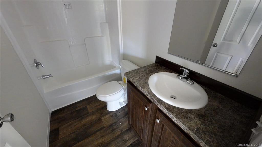 302 Grandview Road Marshall, NC 28753 - Photo 6 of 29 Gallery Image 6