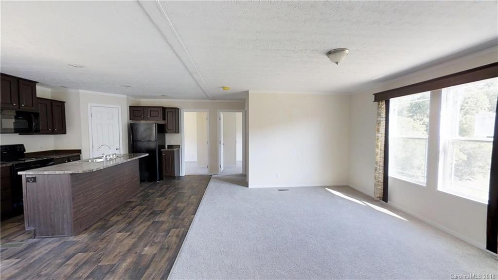 302 Grandview Road Marshall, NC 28753 - Photo 10 of 29 Gallery Image 10
