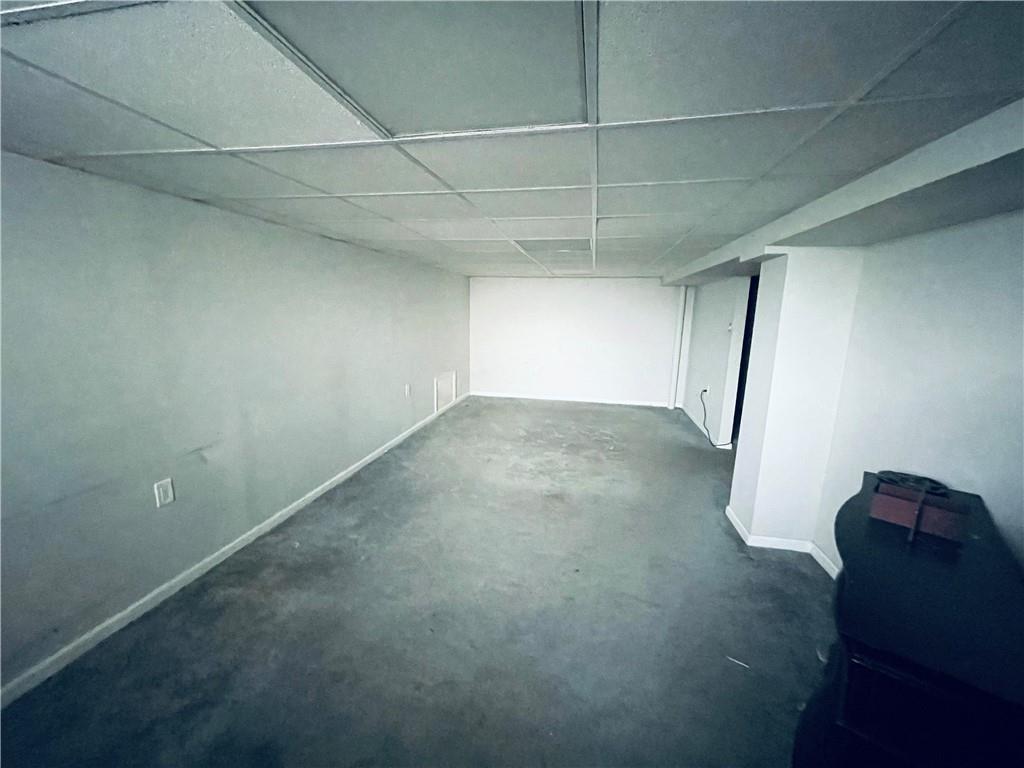 2720 Mt Troy Road Pittsburgh, PA 15212 - Photo 14 of 15 an empty room with a bench