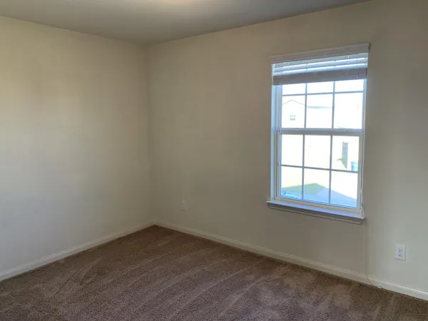 $1,695 | 217 Denson Lane, Jarrell, TX 76537
