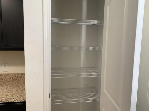 $1,695 | 217 Denson Lane, Jarrell, TX 76537