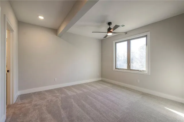 $835,000 | 916 Savannah Lane, Greenwood, MO 64034