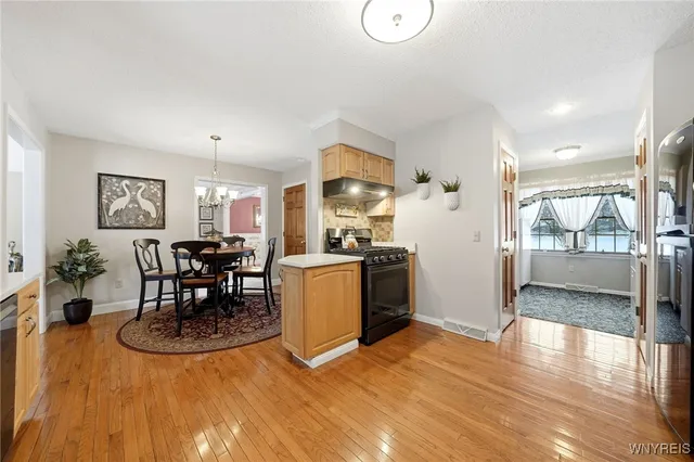 $499,900 | 6837 Sand Hill Road, Newstead, NY 14001