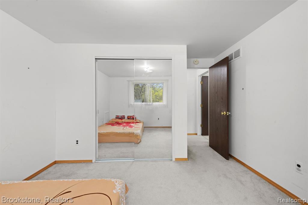 38982 Sutton Drive Sterling Heights, MI 48310 - Photo 17 of 27