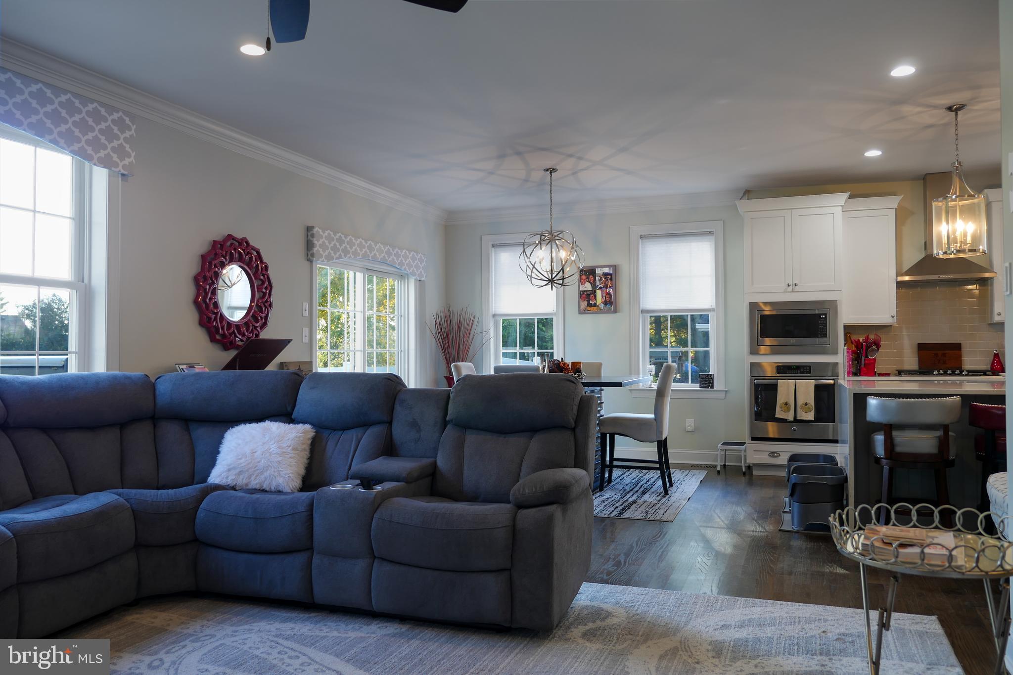 1237 Steel Road Havertown, PA 19083 - Photo 7 of 37 Living Room