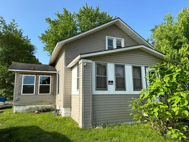 $65,000 | 696 Highland Avenue, Benton Harbor, MI 49022