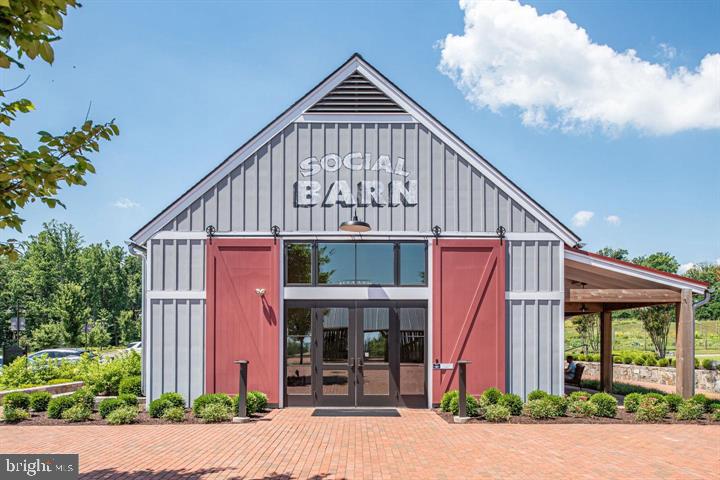 1925 Greenbriar Hall Road Dumfries, VA 22026 - Photo 38 of 63