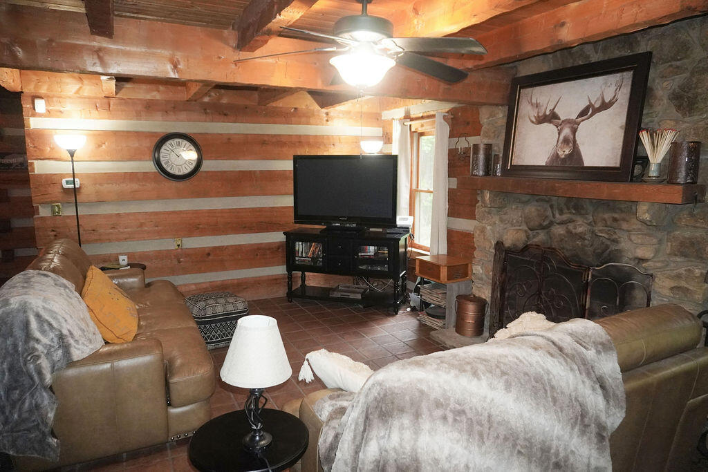 300 East City Dam Road Corbin, KY 40701 - Photo 68 of 95 Living10