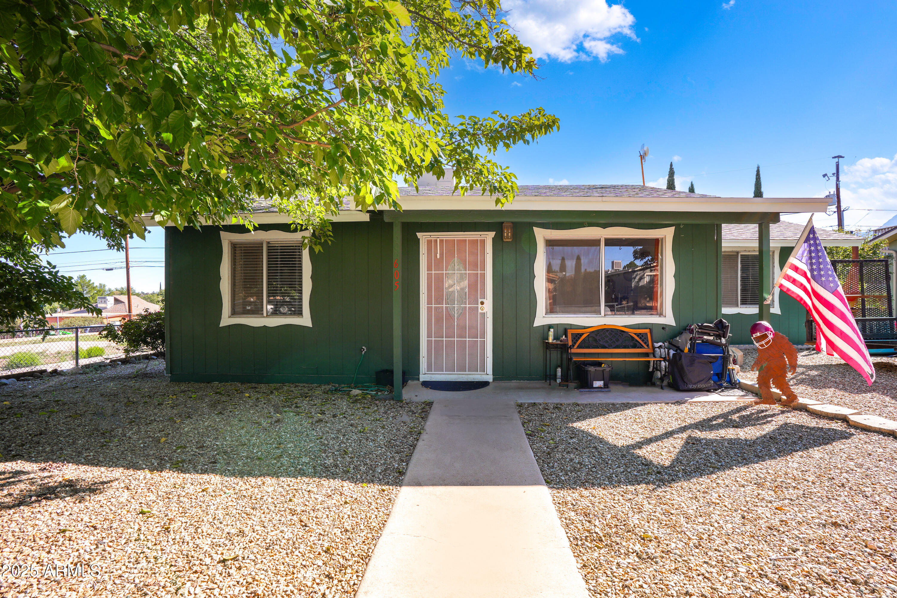605 3rd N Street Clarkdale, AZ 86324 - Photo 4 of 37 a view of a car park in front of house